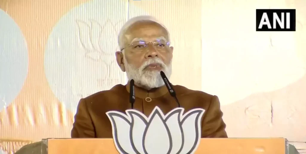 दिल्ली के लोगों ने AAP-दा को बाहर कर दिया है, दिल्ली का जनादेश स्पष्ट है: PM मोदी,,